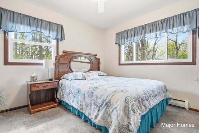 3907 Tioga Drive SW, Wyoming, MI 49519