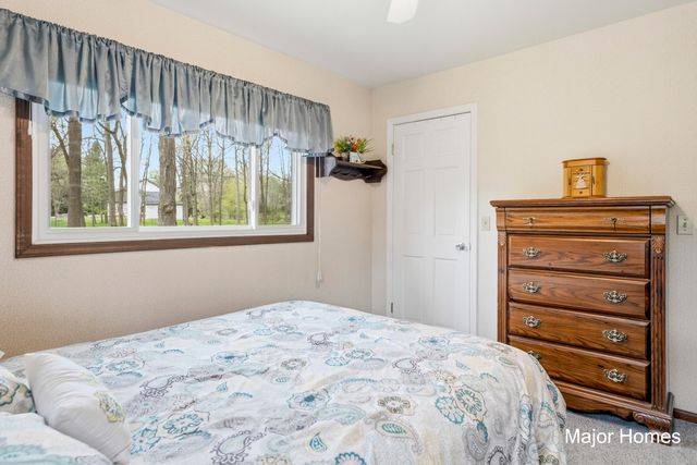3907 Tioga Drive SW, Wyoming, MI 49519