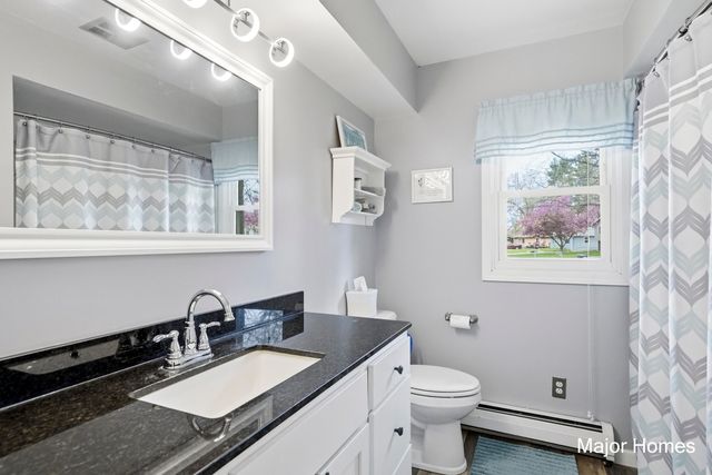 3907 Tioga Drive SW, Wyoming, MI 49519