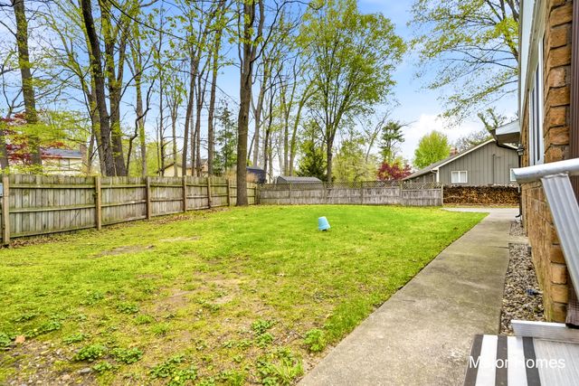 3907 Tioga Drive SW, Wyoming, MI 49519