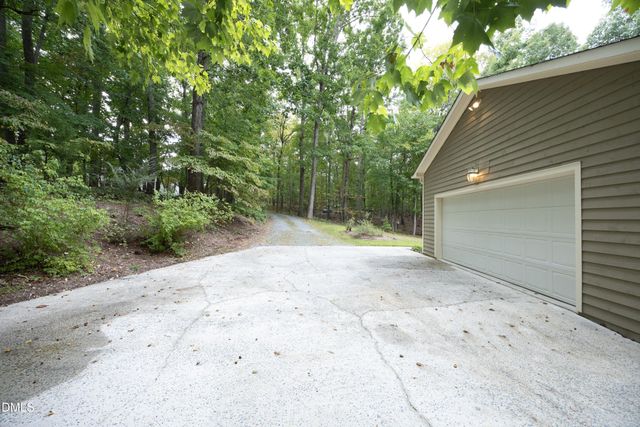 1005 Wood Sage Drive, Chapel Hill, NC 27516