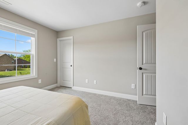 700 Keeton Ct, Old Hickory, TN 37138