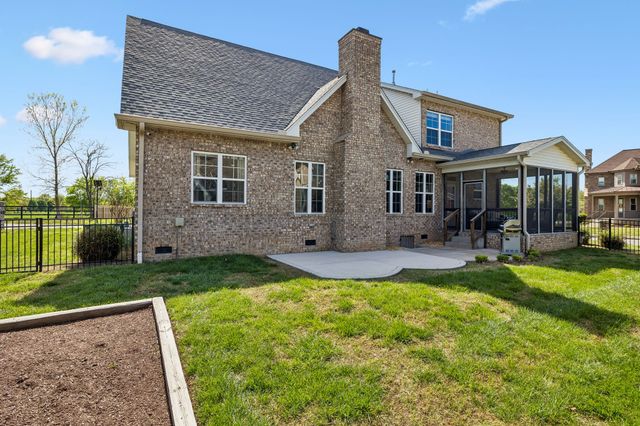 700 Keeton Ct, Old Hickory, TN 37138