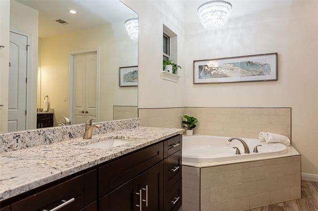 5608 Arroyo RD, Austin, TX 78734