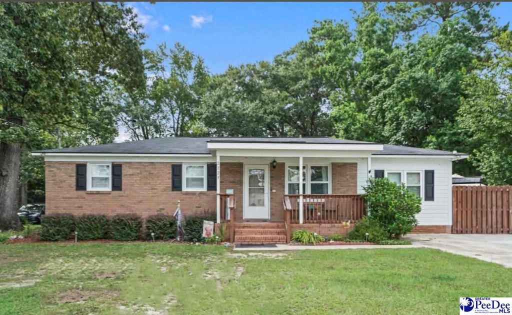 2129 S Converse Dr, Florence, SC 29501