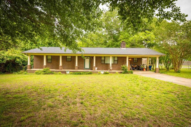 201 Honeysuckle Lane, Cabot, AR 72023
