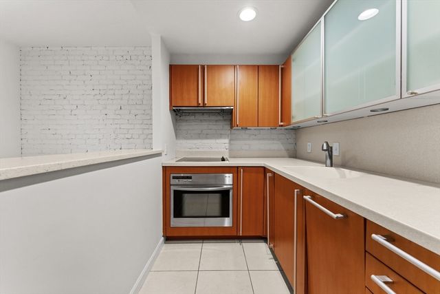 103 Gainsborough 102, Boston, MA 02115