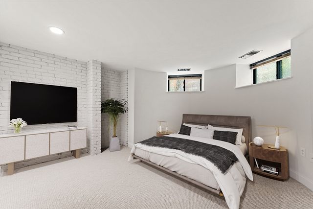 103 Gainsborough 102, Boston, MA 02115