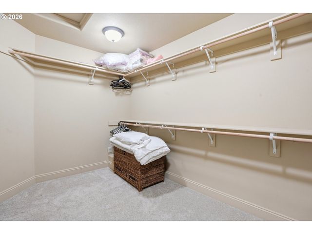 752 W T St, Washougal, WA 98671