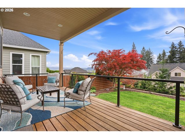 752 W T St, Washougal, WA 98671