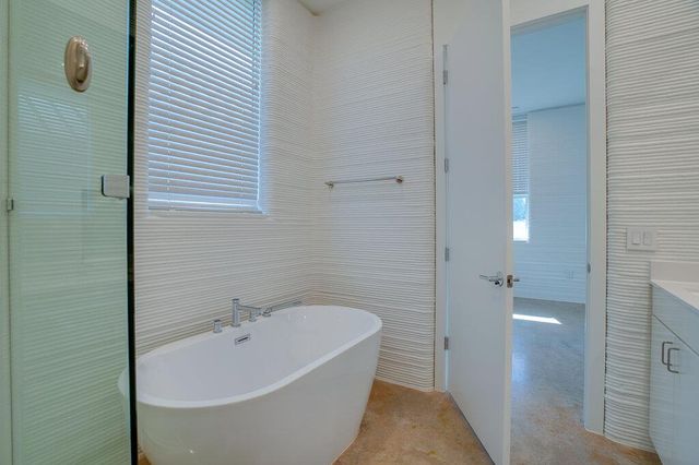 304 Painted Sunset DR, Georgetown, TX 78628