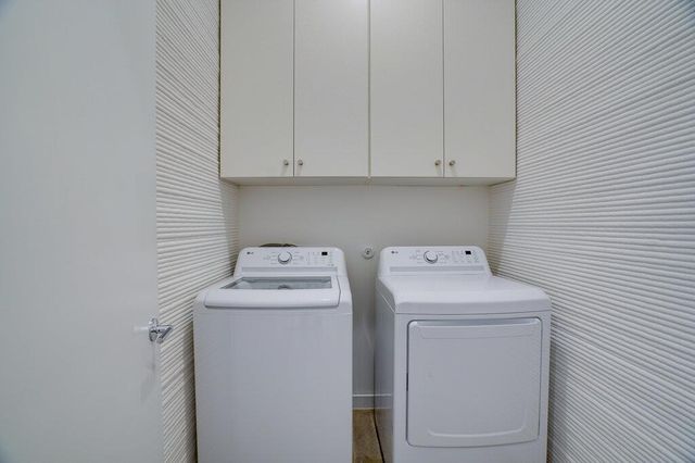304 Painted Sunset DR, Georgetown, TX 78628