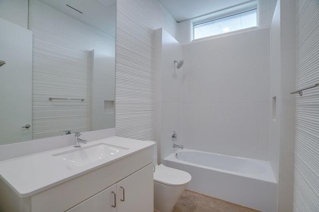 304 Painted Sunset DR, Georgetown, TX 78628