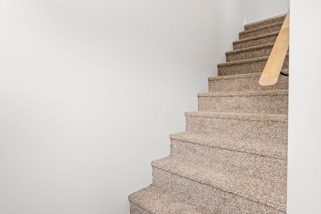 845 Washington St, Easton, MA 02375