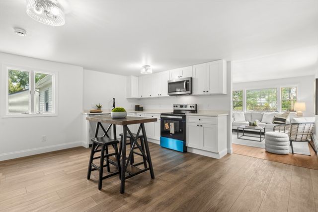 845 Washington St, Easton, MA 02375