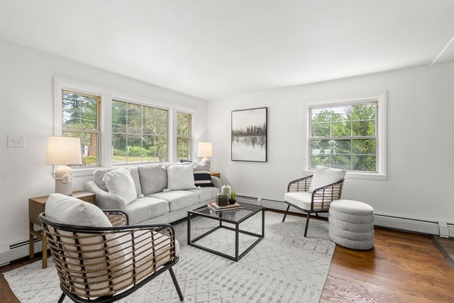 845 Washington St, Easton, MA 02375