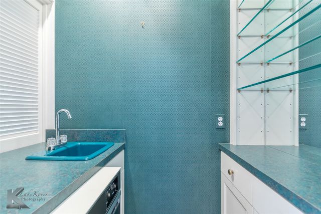 12 Lytle Place Drive, Abilene, TX 79602