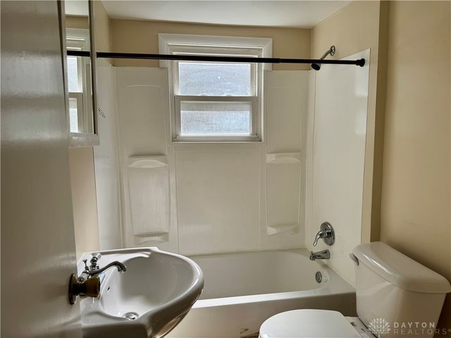 423 S 2nd Street, Tipp City, OH 45371