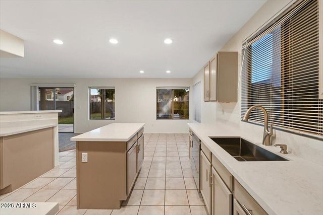 20806 N 10TH Street, Phoenix, AZ 85024