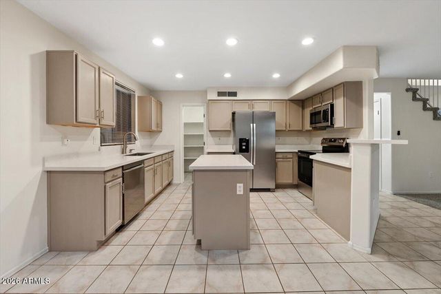 20806 N 10TH Street, Phoenix, AZ 85024