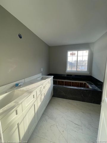 35029 Cygnet Circle, Richmond, MI 48062