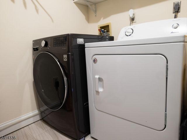 512 Azalea Dr Ondo, Branchburg Twp., NJ 08876