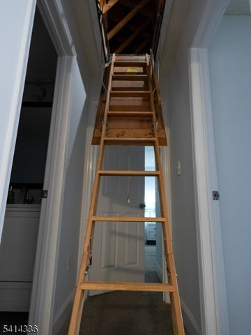 512 Azalea Dr Ondo, Branchburg Twp., NJ 08876