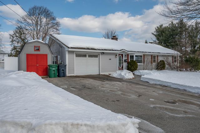 190 Knollwood Avenue, Nashua, NH 03060