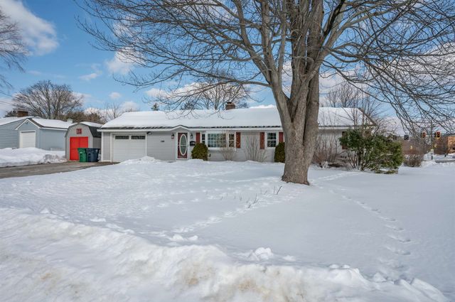 190 Knollwood Avenue, Nashua, NH 03060