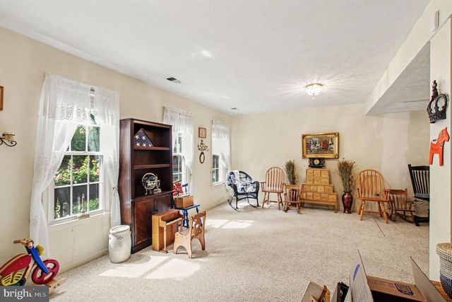 15437 SILVAN GLEN DR, Dumfries, VA 22025