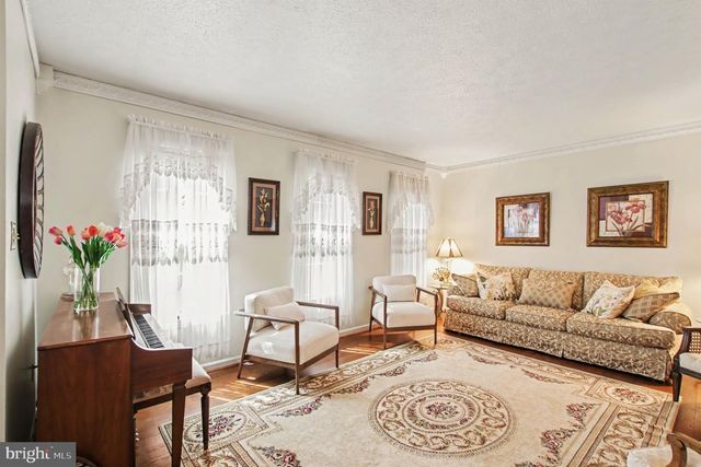 15437 SILVAN GLEN DR, Dumfries, VA 22025
