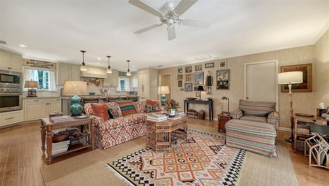 1504 S ORANGE AVENUE, Sarasota, FL 34239