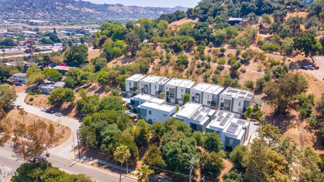 2504 Via Artis, Los Angeles, CA 90039