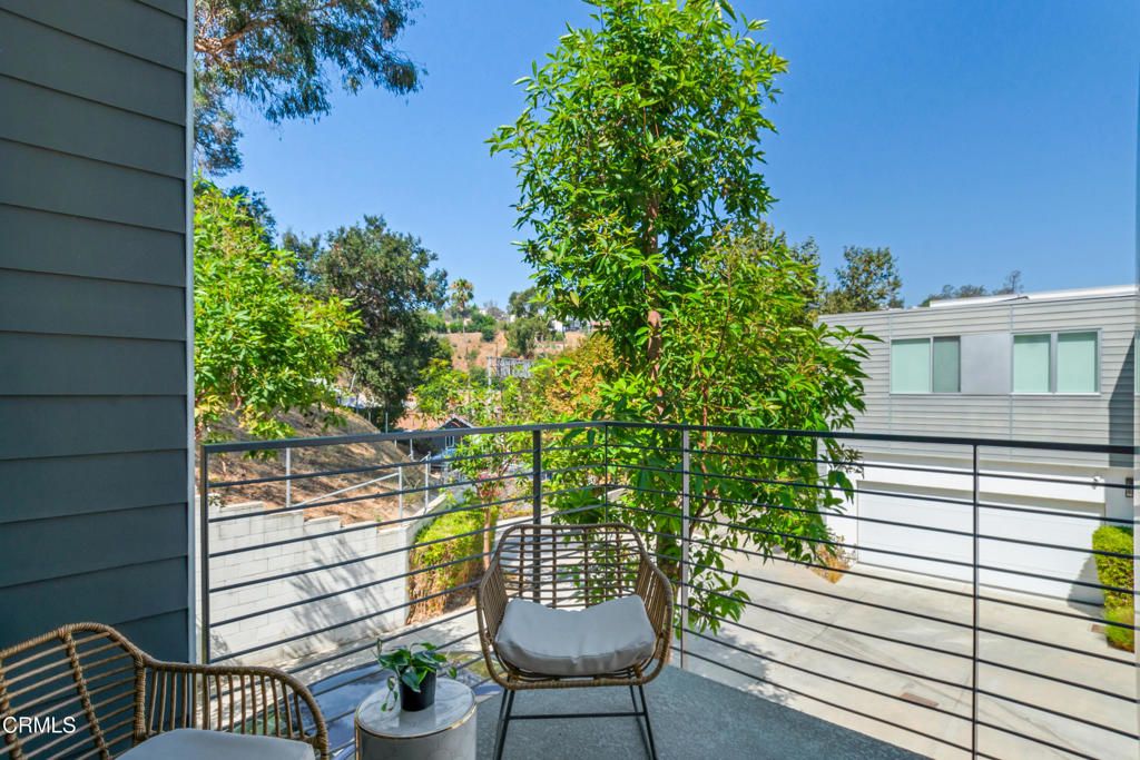 Image 13 of property listing at 2504 N Via Artis, Los Angeles, CA 90039