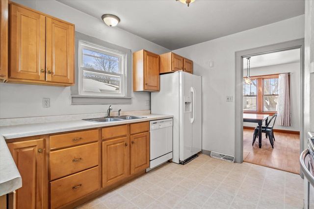 1707 Preble AVENUE, Green Bay, WI 54302