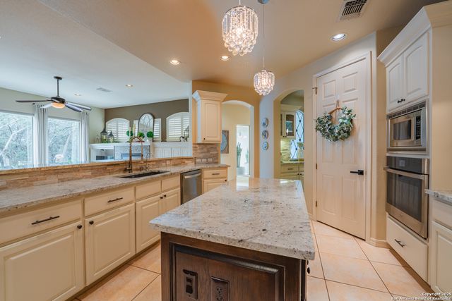 3214 Boxtree, San Antonio, TX 78259