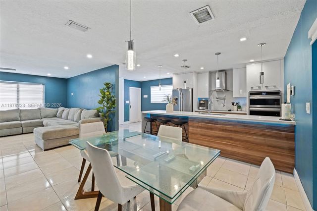 2210 NW 47th Ave, Lauderhill, FL 33313