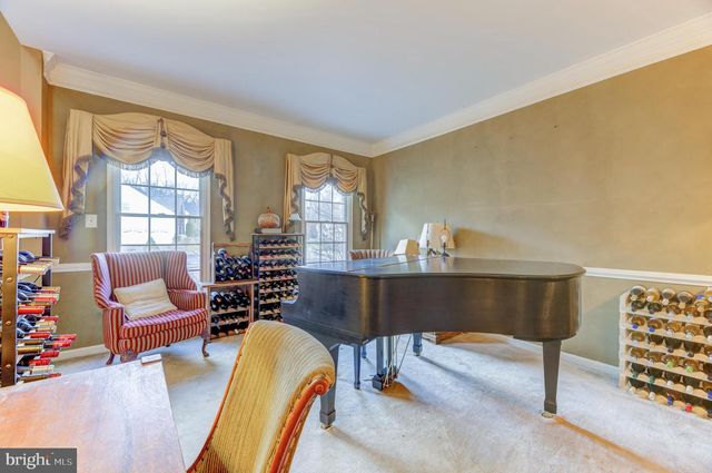 35 ROCKY HILL RD, Princeton, NJ 08540