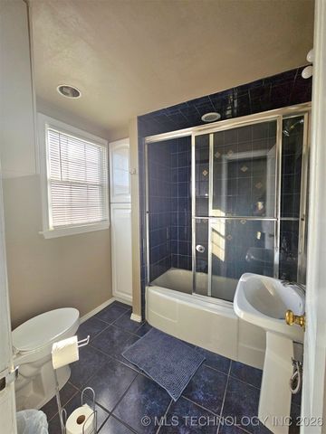 1544 S Indianapolis Avenue, Tulsa, OK 74112