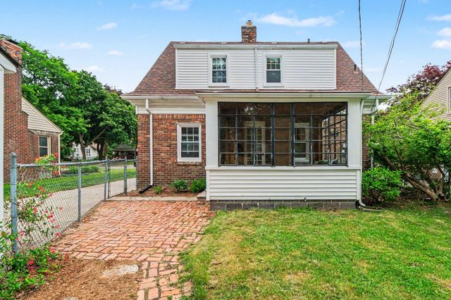 419 Royal Avenue, Royal Oak City, MI 48073