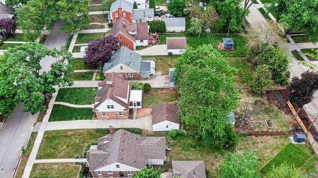 419 Royal Avenue, Royal Oak City, MI 48073