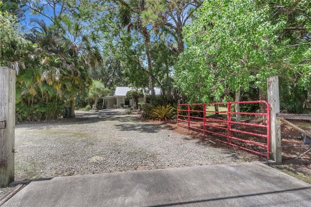 3110 10th AVE SE, Naples, FL 34117