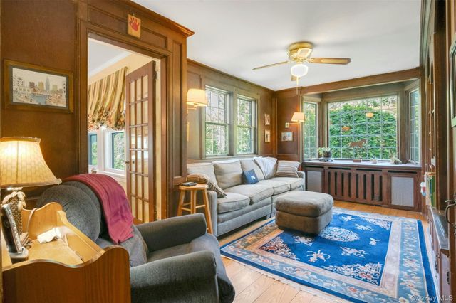 1 8th Street, Pelham, NY 10803
