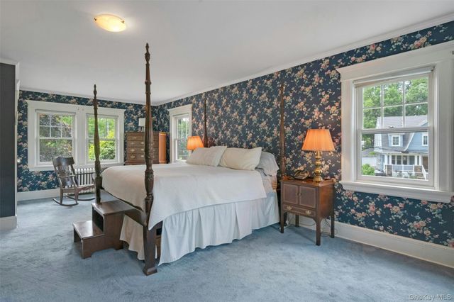 1 8th Street, Pelham, NY 10803