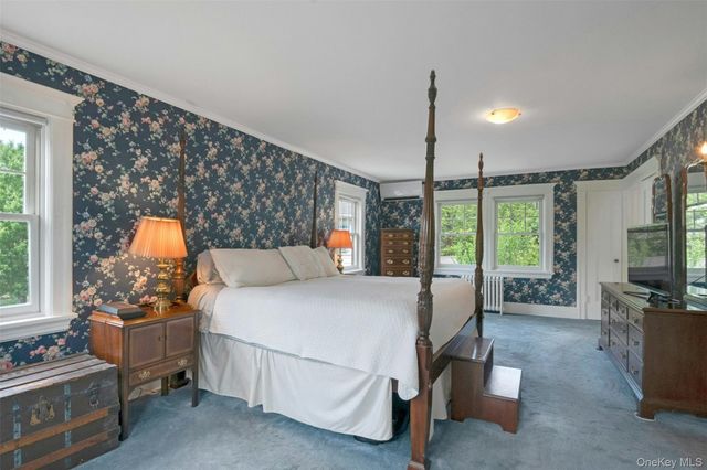 1 8th Street, Pelham, NY 10803