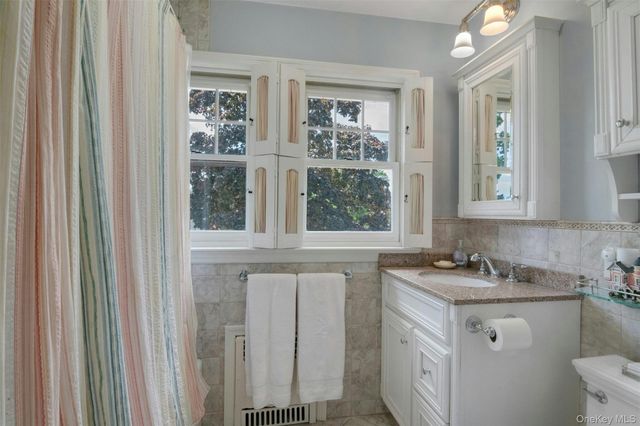 1 8th Street, Pelham, NY 10803