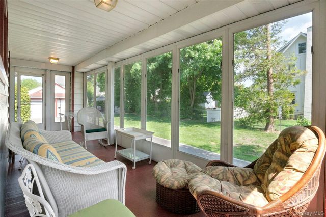 1 8th Street, Pelham, NY 10803