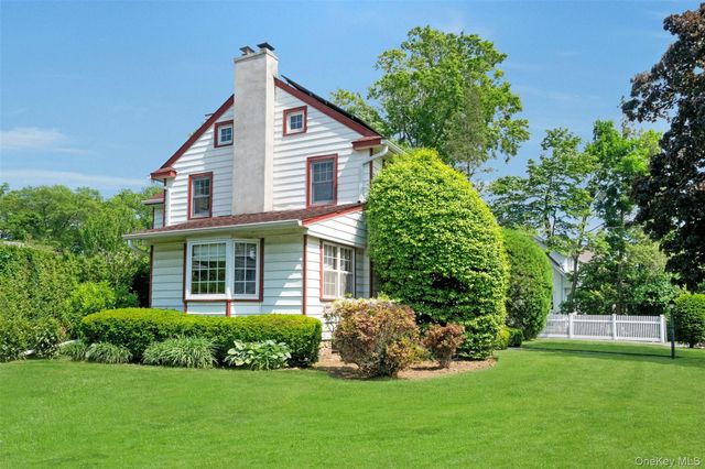 1 8th Street, Pelham, NY 10803