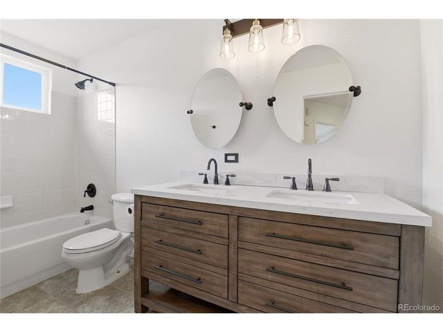 13010 Niagara Way, Thornton, CO 80602
