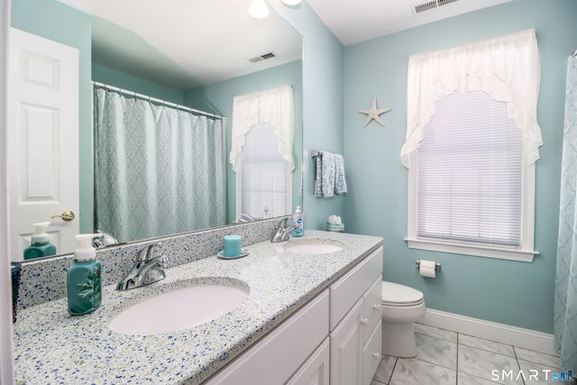 3 Spring Ridge Court 3, Danbury, CT 06811